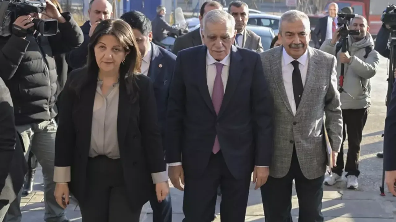 DEM Parti İmralı Heyeti, Barzani ile görüştü