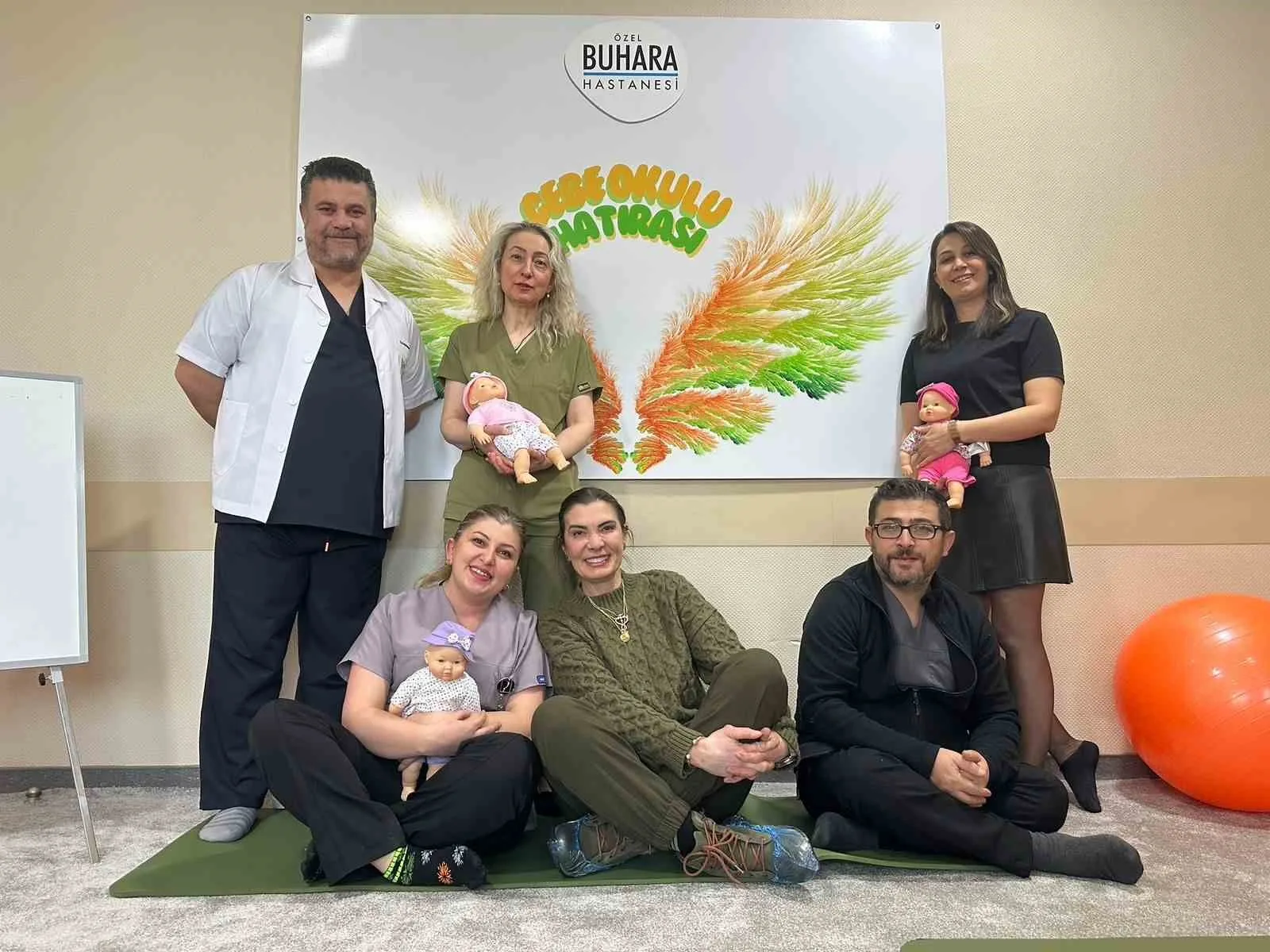 Özel Buhara Hastanesi, Gebe Okulu ile anne ve baba adaylarını bilinçlendiriyor.
