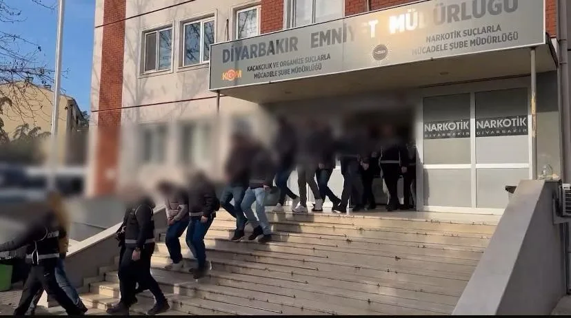 Rüşvetle SRC sınavında puanları yükseltildi: 26 tutuklama
