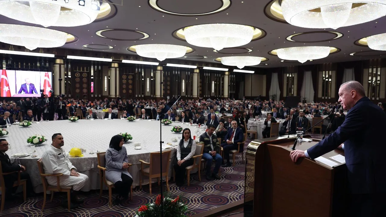 Her İşçinin Alın Teri, Bu Ülkenin İstiklalinin ve İstikbalinin Mayasıdır
