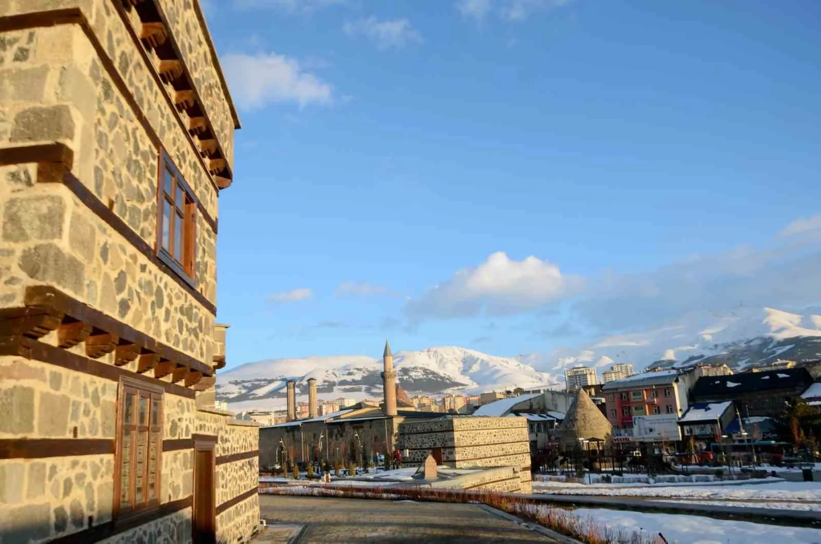 Erzurum ve Çevresinde Kuvvetli Kar Yağışı Bekleniyor