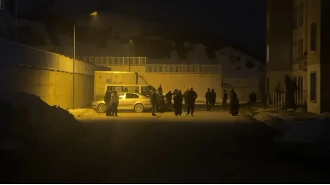 Irak’ın Erbil kentinde 4.8 büyüklüğündeki deprem, Hakkari’de de hissedildi.