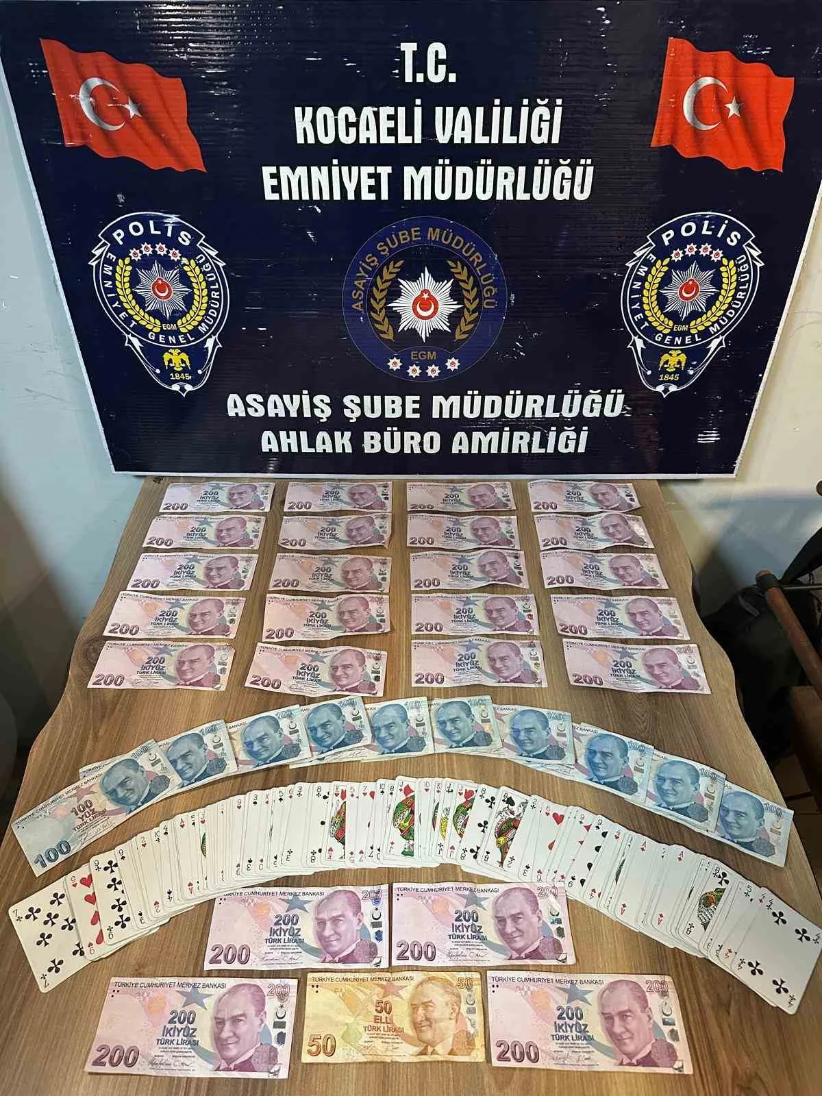 Kocaeli’de Karterpe İlçesinde Kumar Oynayanlara 92 Bin 470 TL Cezası verildi!