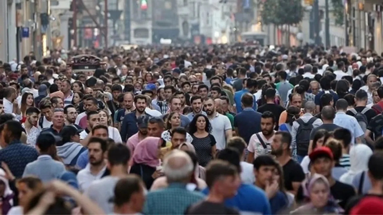 TÜİK: Türkiye’de işsizlik oranı 12 yılın en düşük seviyesine geriledi