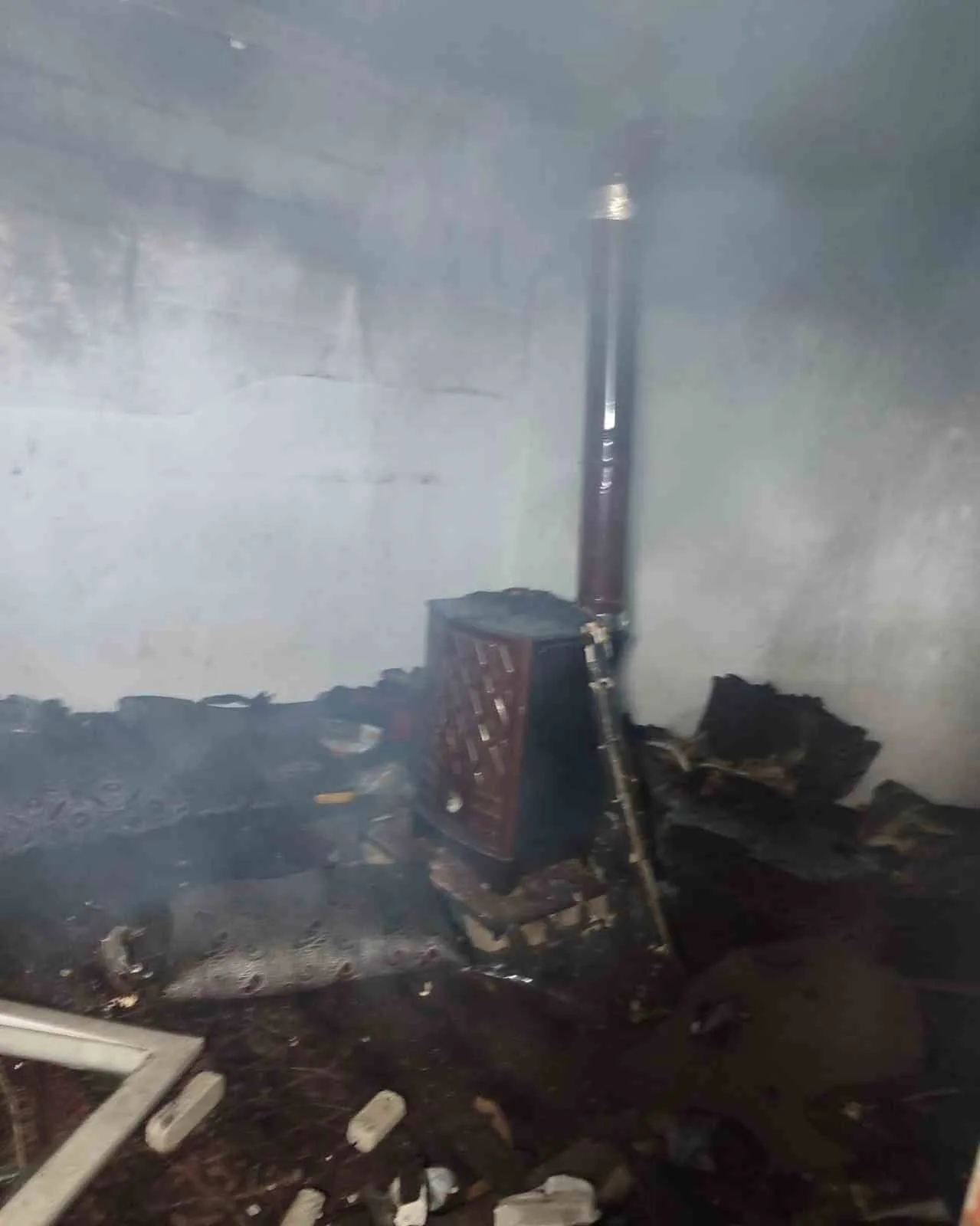 Hatay’da müstakil evde yangın çıktı, itfaiye devreye girdi
