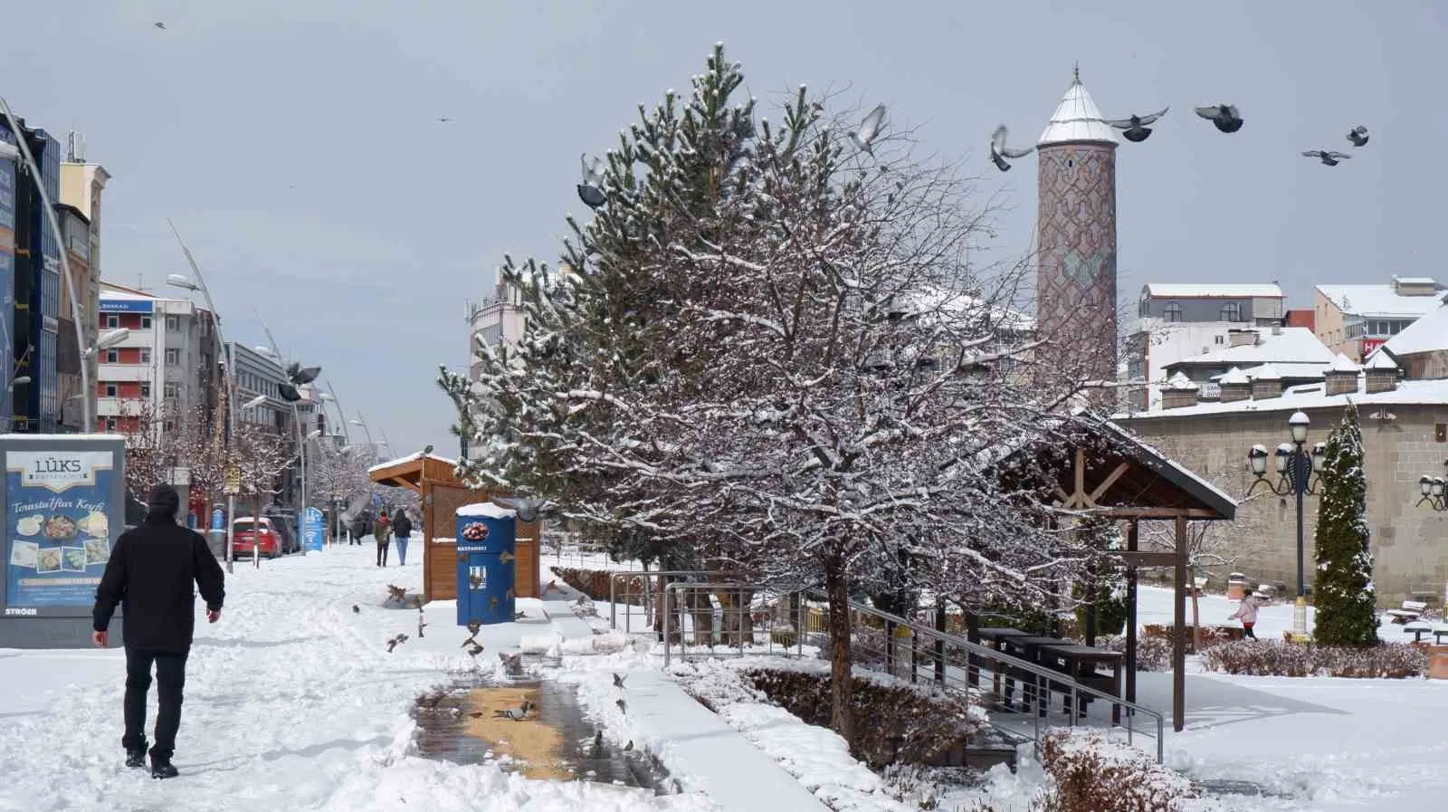 ERZURUM’DA BEYAZ BİR CUMARTESİ YAŞANDI.