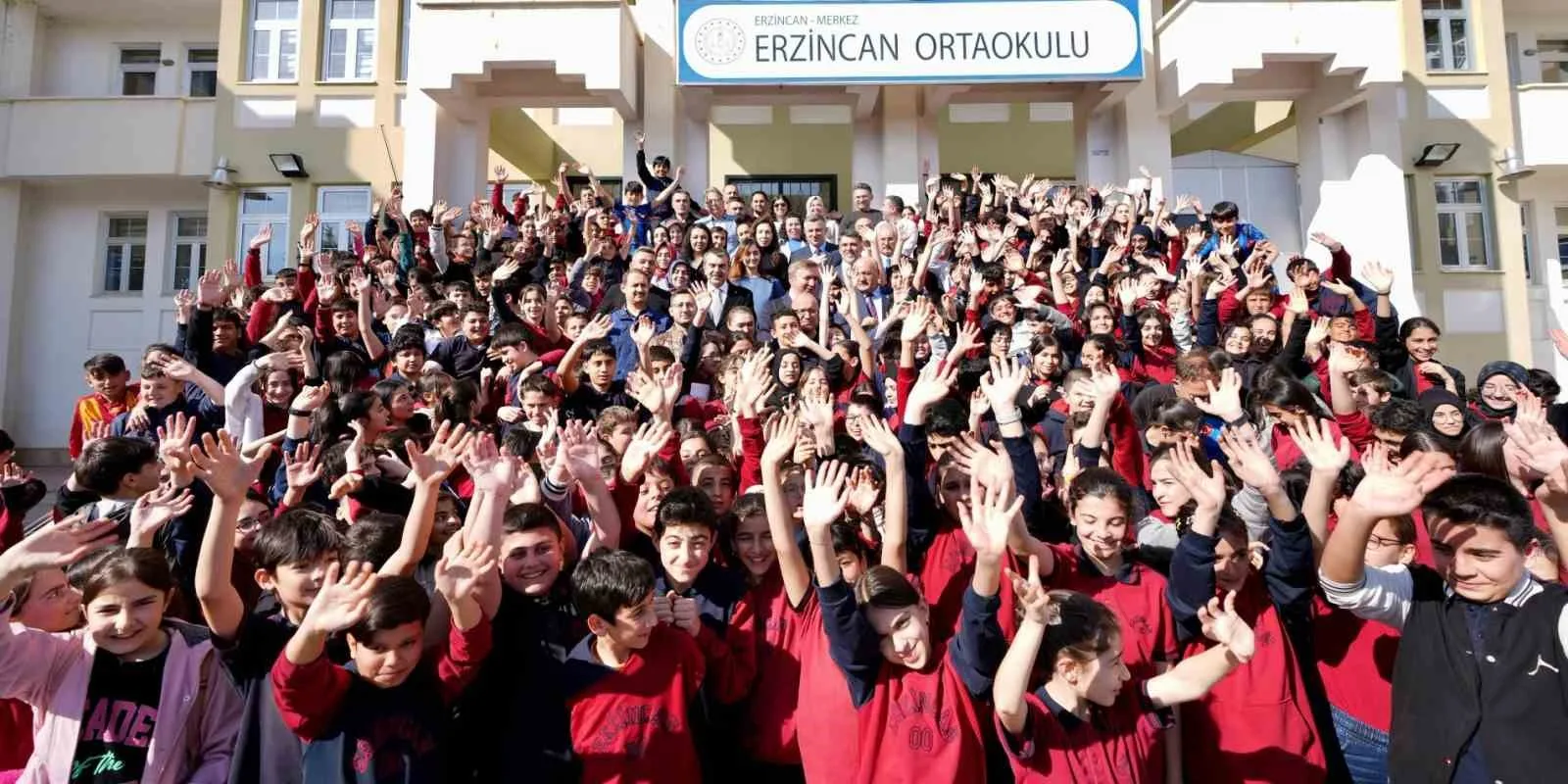MİLLİ EĞİTİM BAKANI ERZİNCAN’DA İNCELEMELERDE BULUNDU