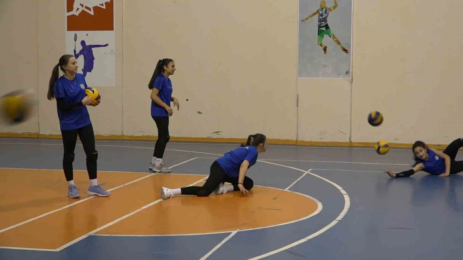Okullar Arası Voleybol Yıldızlar Kategorisinde Rize’nin Yıldız Kızları Türkiye Kupası İçin Yola Çıkıyor