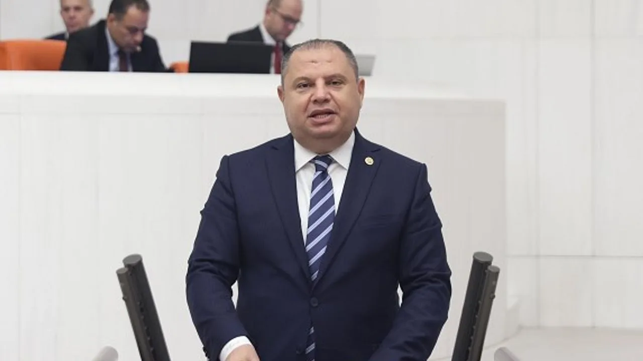 MHP’li Öztürk: “İsrail hukuku ve insanlığı hiçe sayıyor”