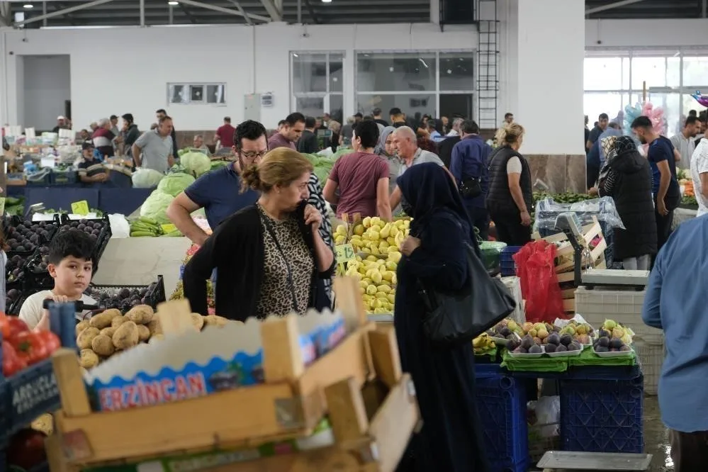 Tüketici güven endeksi yükseldi.