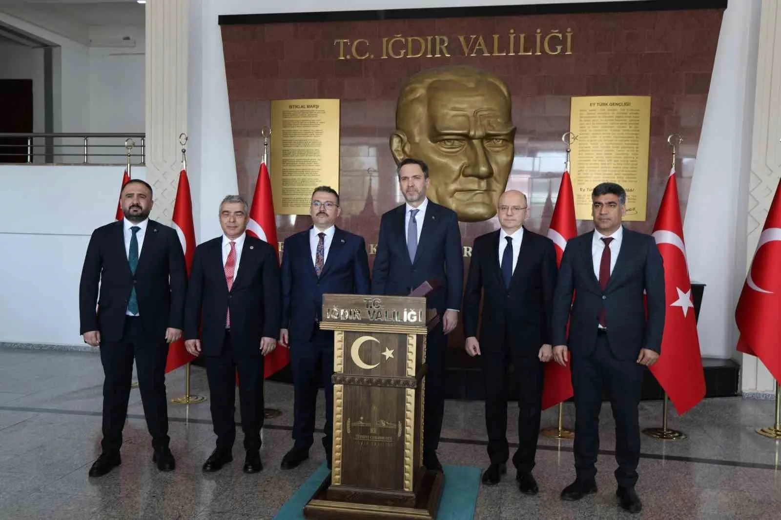 IĞDIR-NAHÇIVAN DOĞALGAZ BORU HATTI AÇILDI