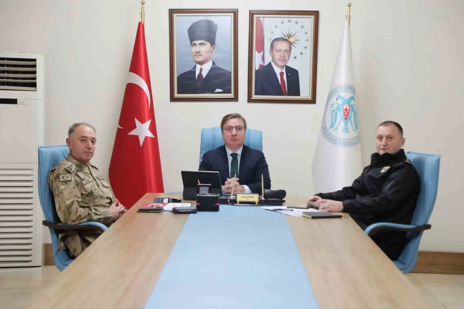 Erzincan Valisi Hamza Aydoğdu Ramazan Bayramı tedbirlerini değerlendirdi.