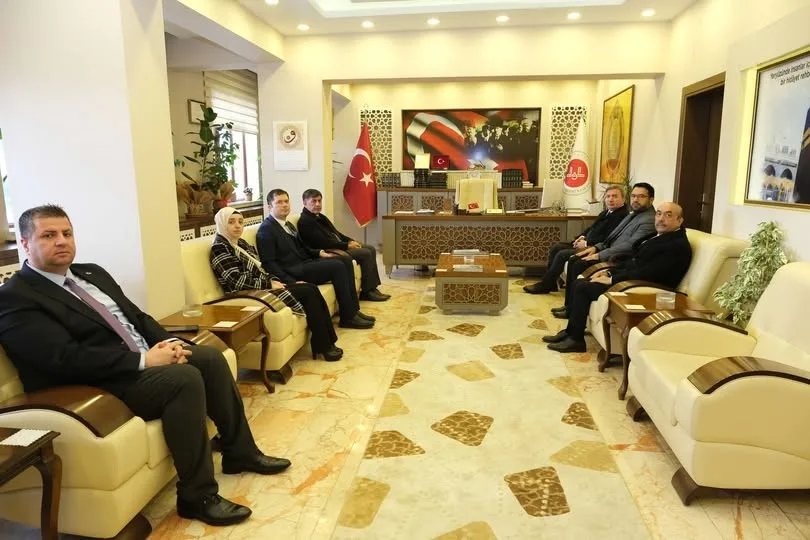 ERZİNCAN VALİSİ, MÜFTÜLÜK PROJELERİ HAKKINDA BİLGİ ALDI.