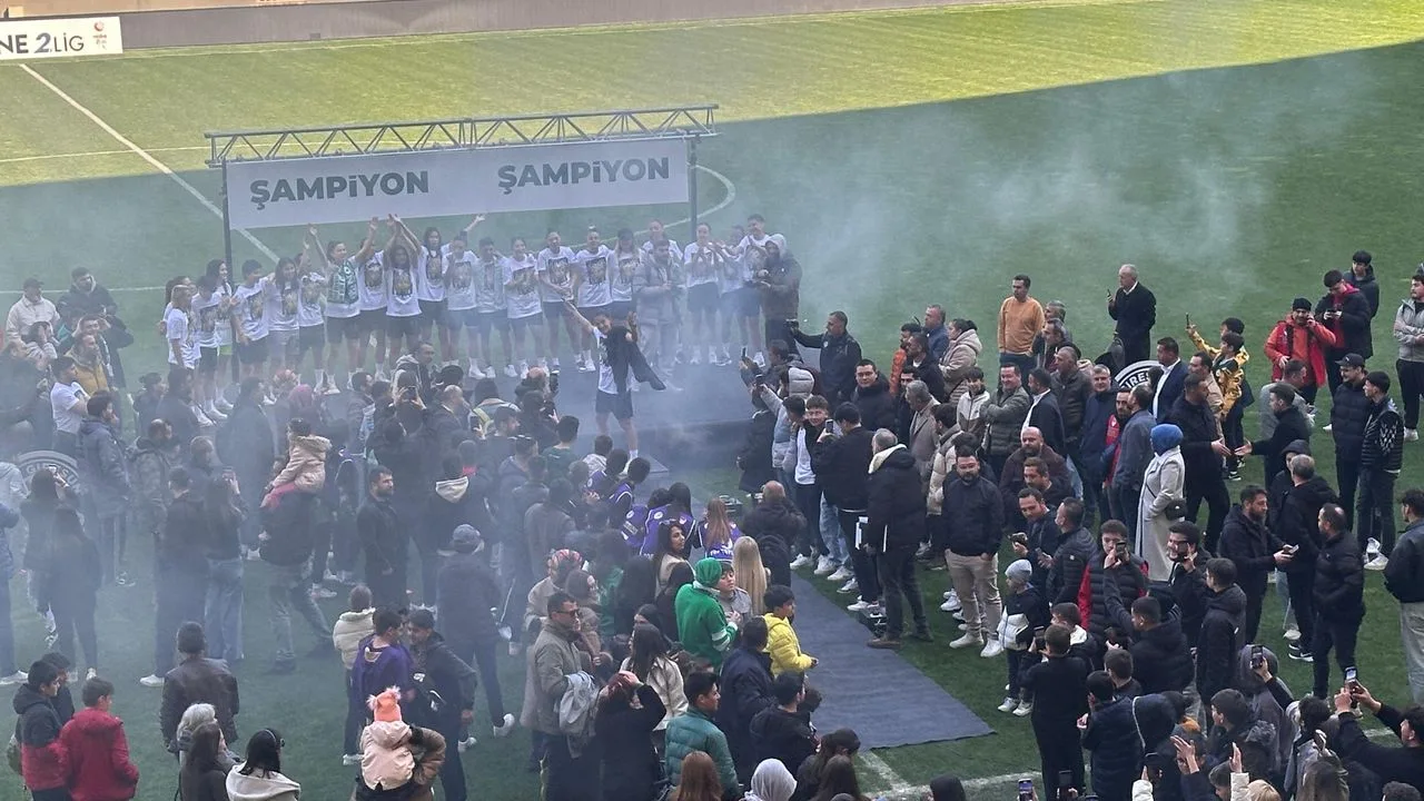 Giresun'un Altın Kızları Süper Lig'e çıktı