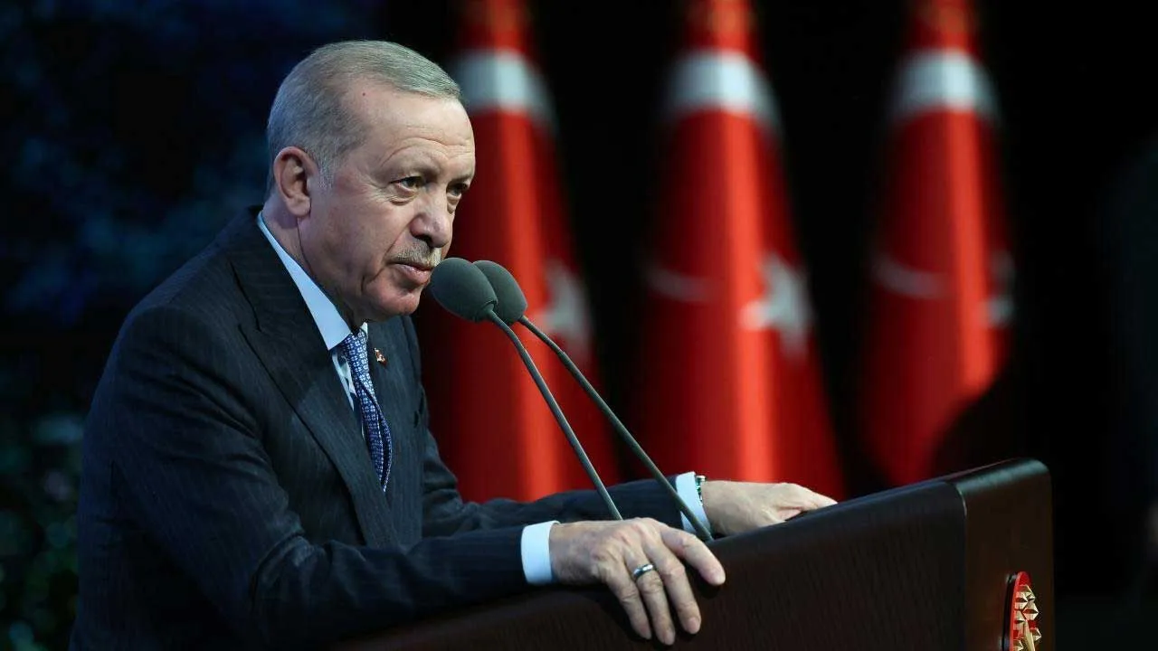 Cumhurbaşkanı Erdoğan, AK Parti İl Başkanları Toplantısı'nda konuşuyor