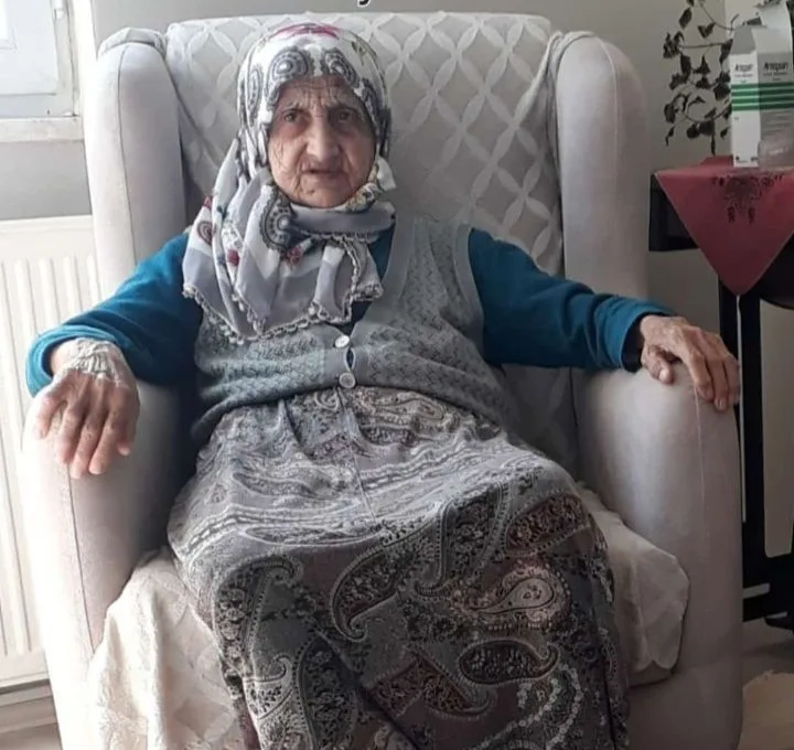 Yaya Geçidine Geçmeye Çalışan Yaşlı Kadına Otomobil Çarptı, Hayatını Kaybetti.