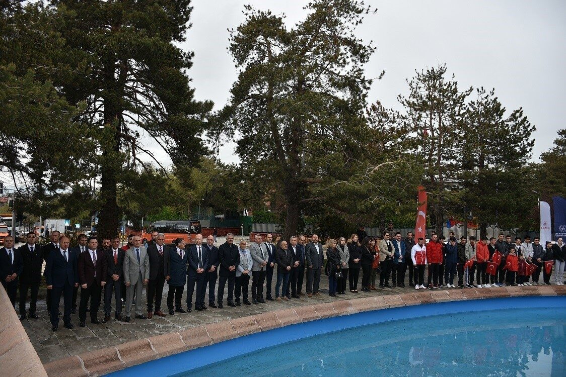 Gençlik haftası başladı