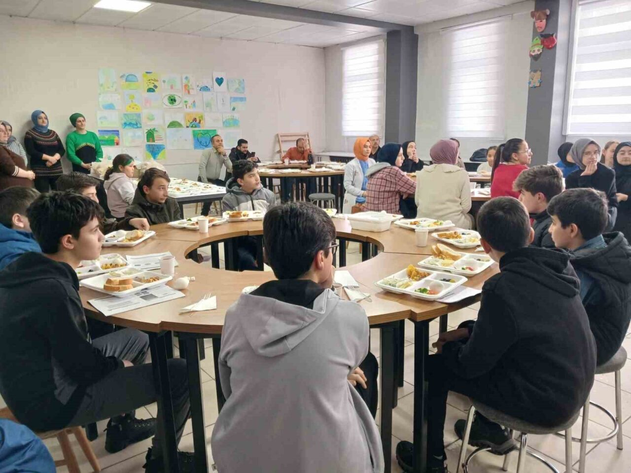 İbrahim Hakkı Kubilay İmam Hatip Ortaokulu başarılarıyla göz dolduruyor