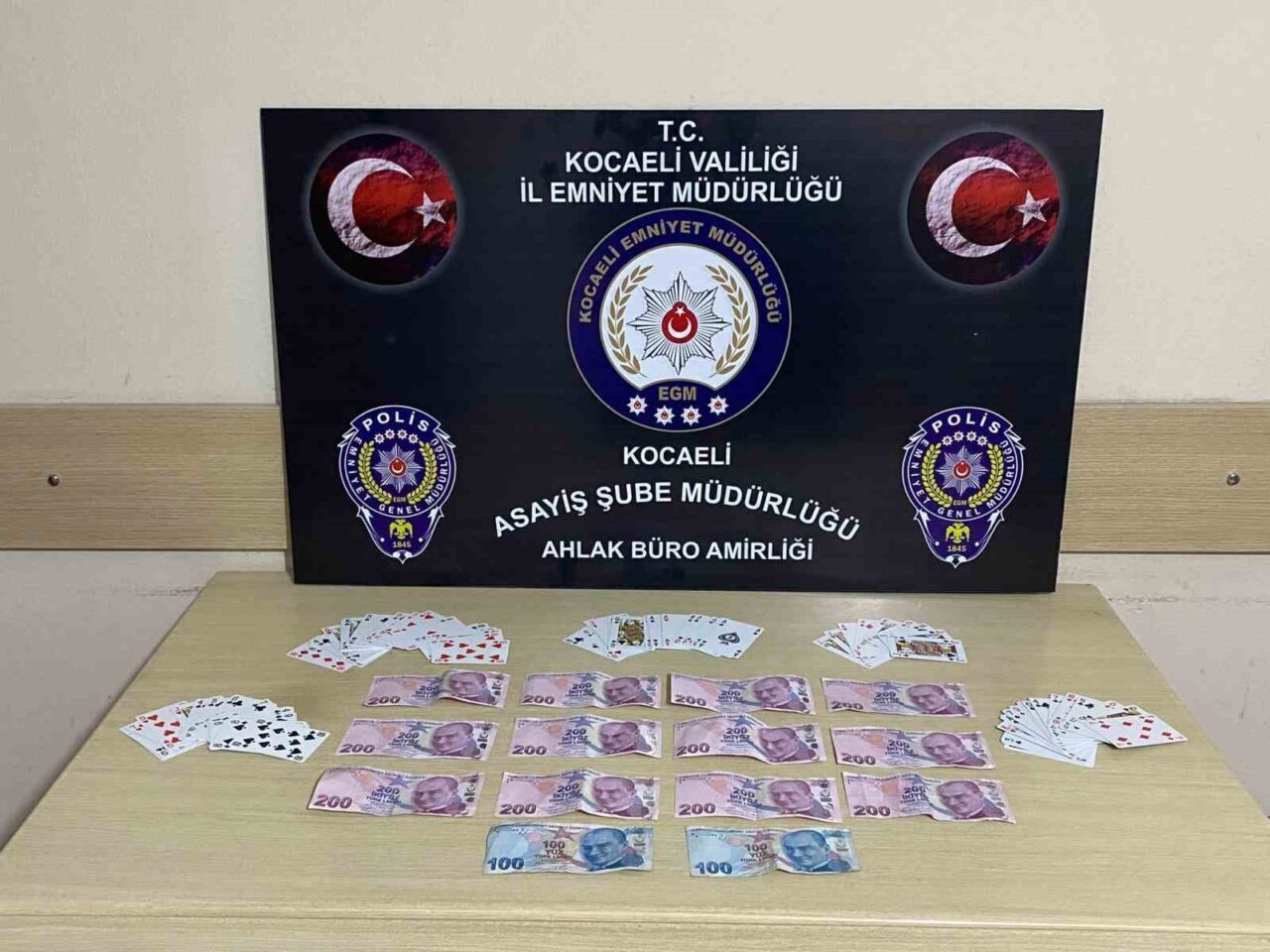 Kumar oynayan 9 kişiye 83 bin 223 TL ceza