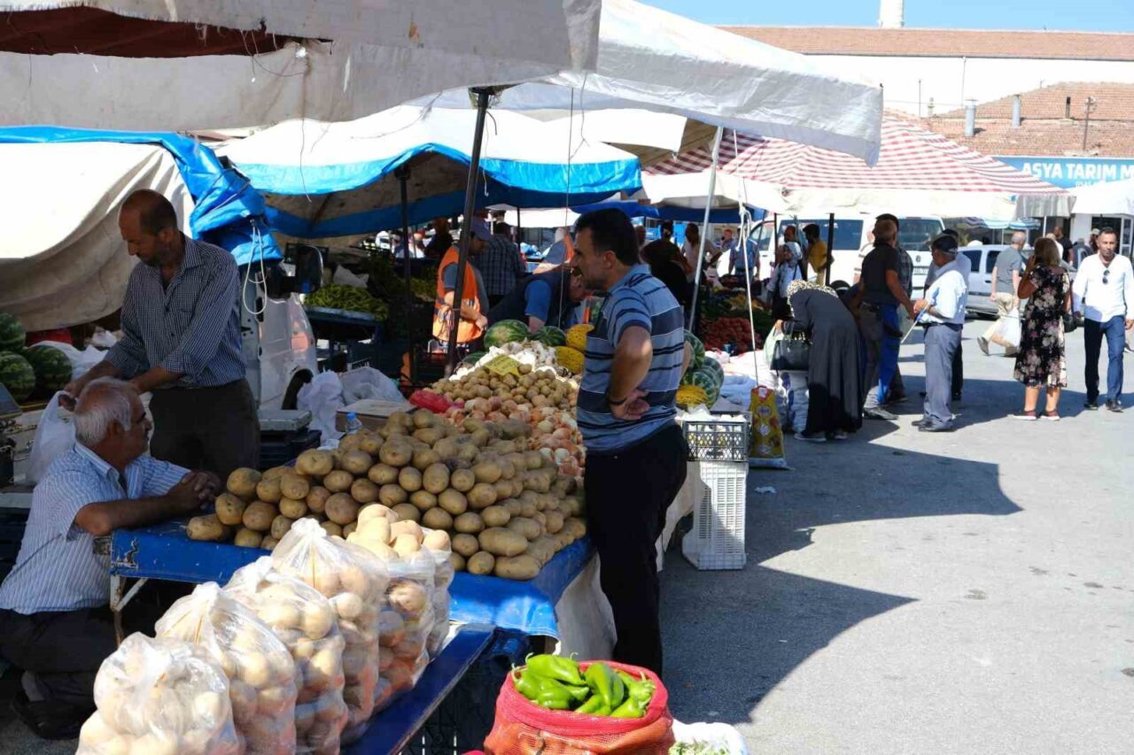 Nisan ayında yıllık enflasyon yüzde 37,86 oldu