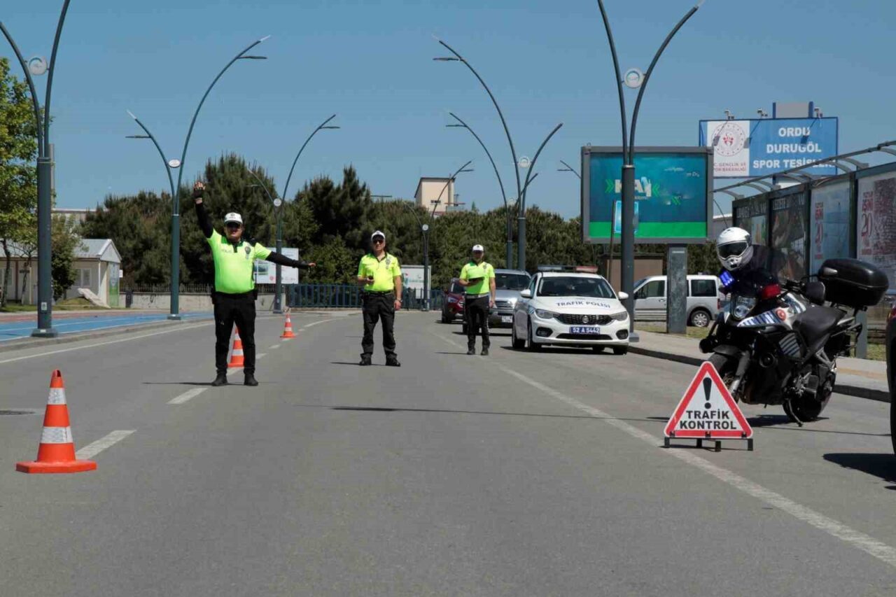 Ordu’da bir haftada yaklaşık 17 bin araç ve sürücüsü denetlendi