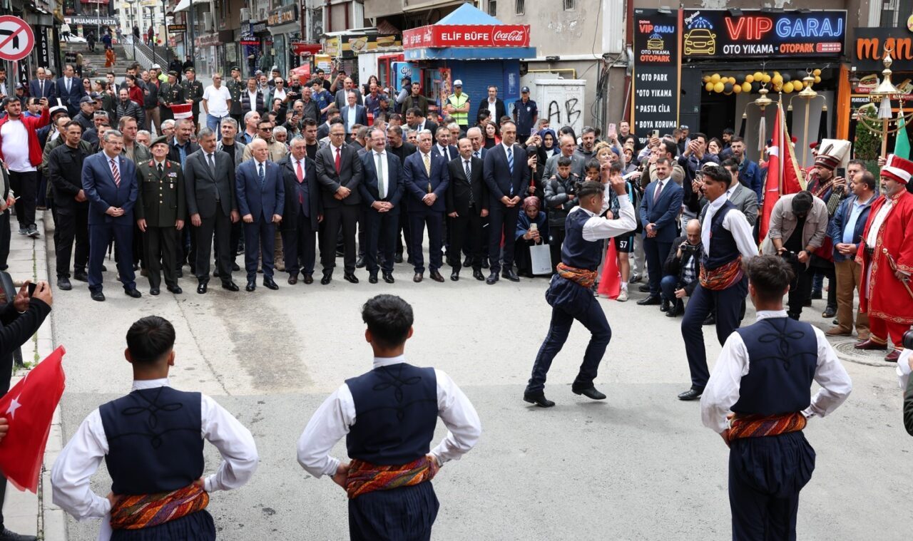 Başkan Sekmen; “Milli mücadele ruhunu sürekli diri tutmamız gerekiyor”