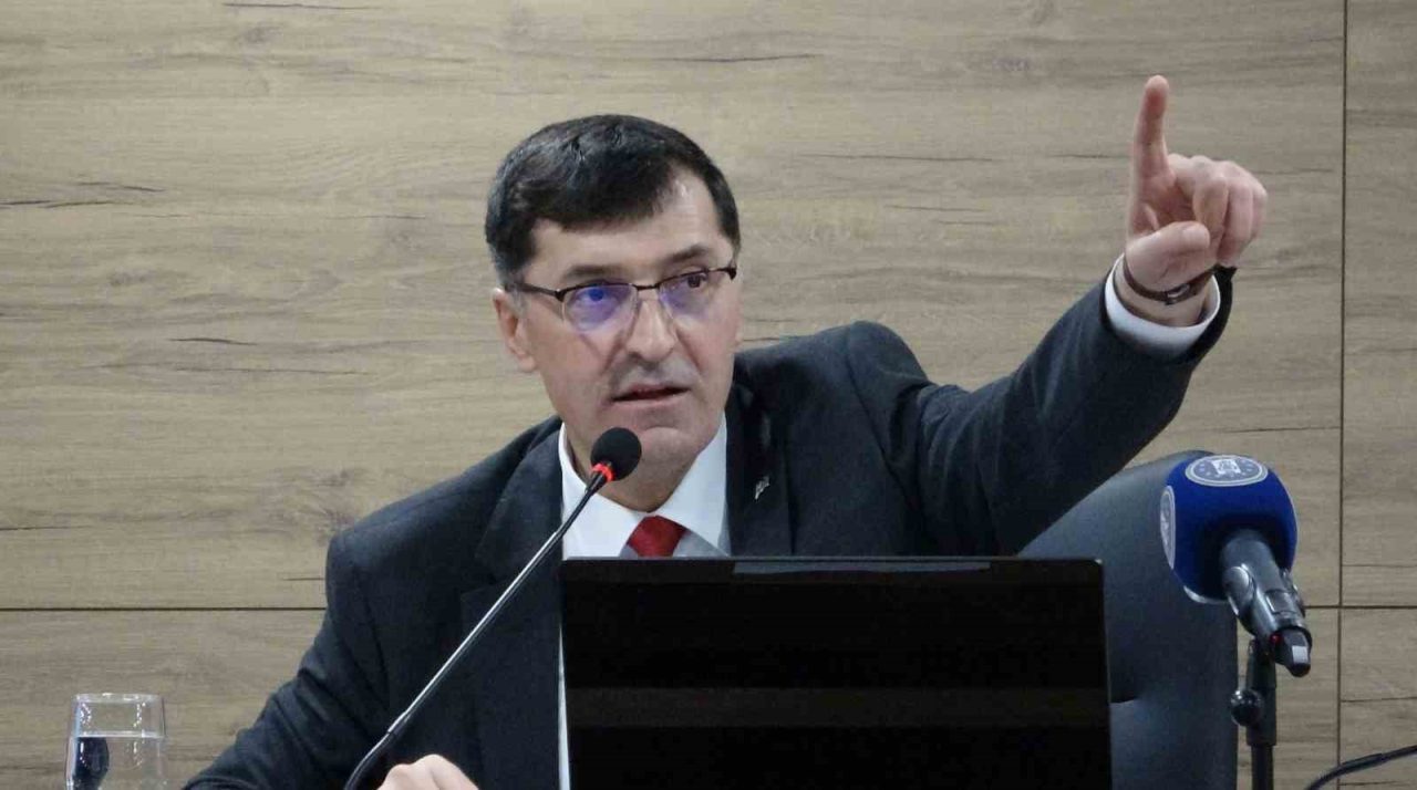 Başkan Eyüp Kahveci’den ’parti değiştireceği’ iddialarına yanıt: “Asılsız ve mesnetsizdir”