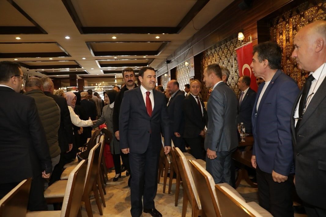 Vali Işın: “Devletimiz güçlü, hükümetimiz gayretli, milletimiz fedakârdır”