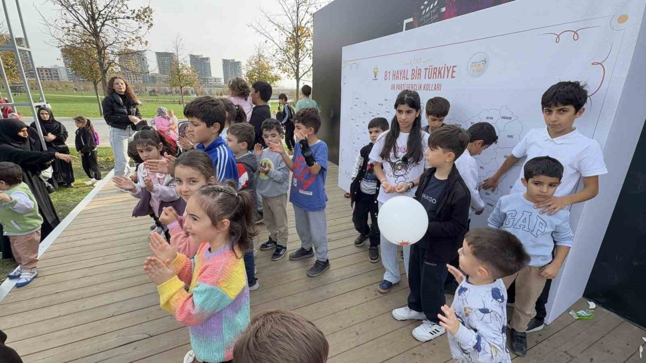 AK Parti Gençlik Kolları’ndan anlamlı etkinlik: “81 Hayal Bir Türkiye”