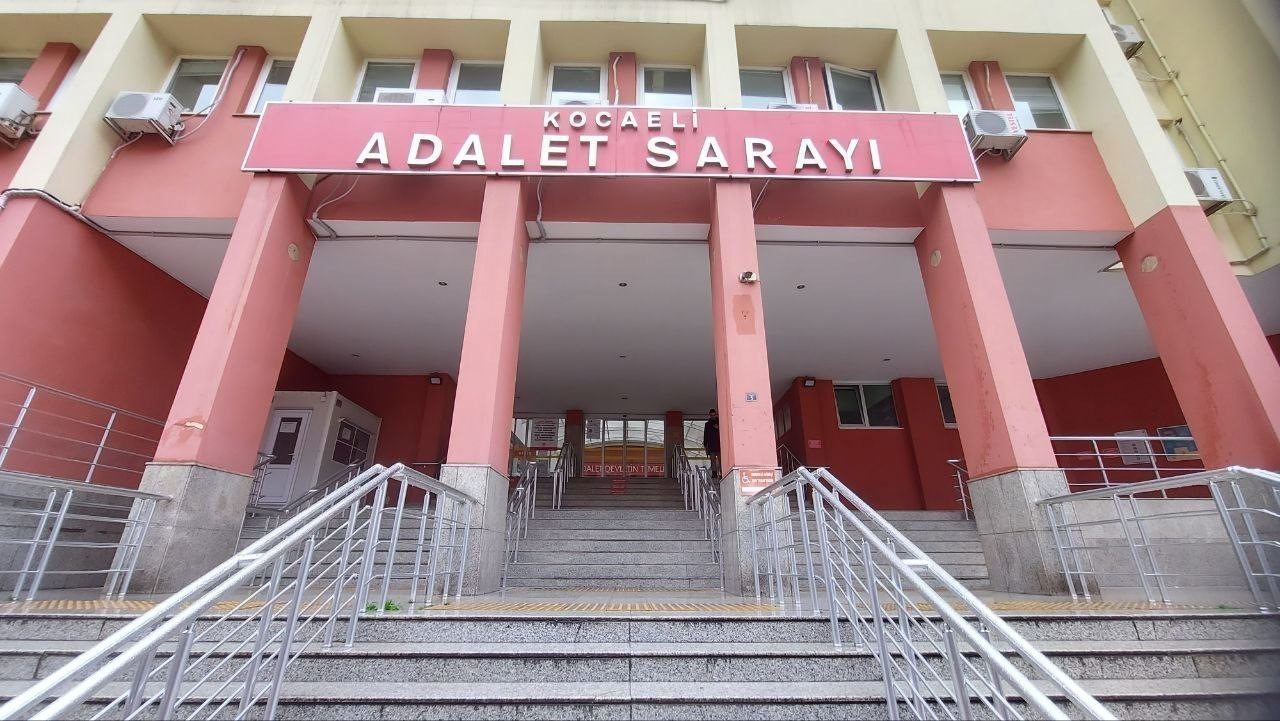 Akrabaya küfür tartışması kanlı bitti