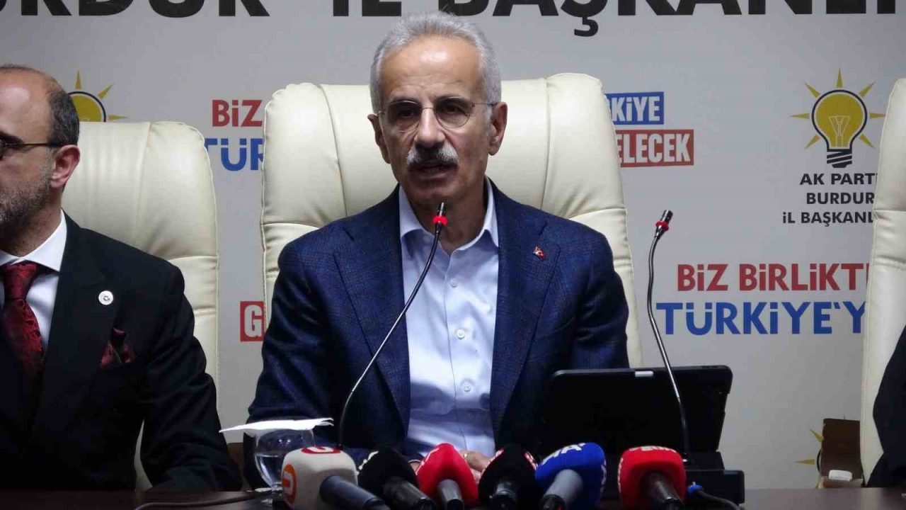 Bakan Uraloğlu: “Burdur’a 23 milyarın üzerinde hizmet ettik”