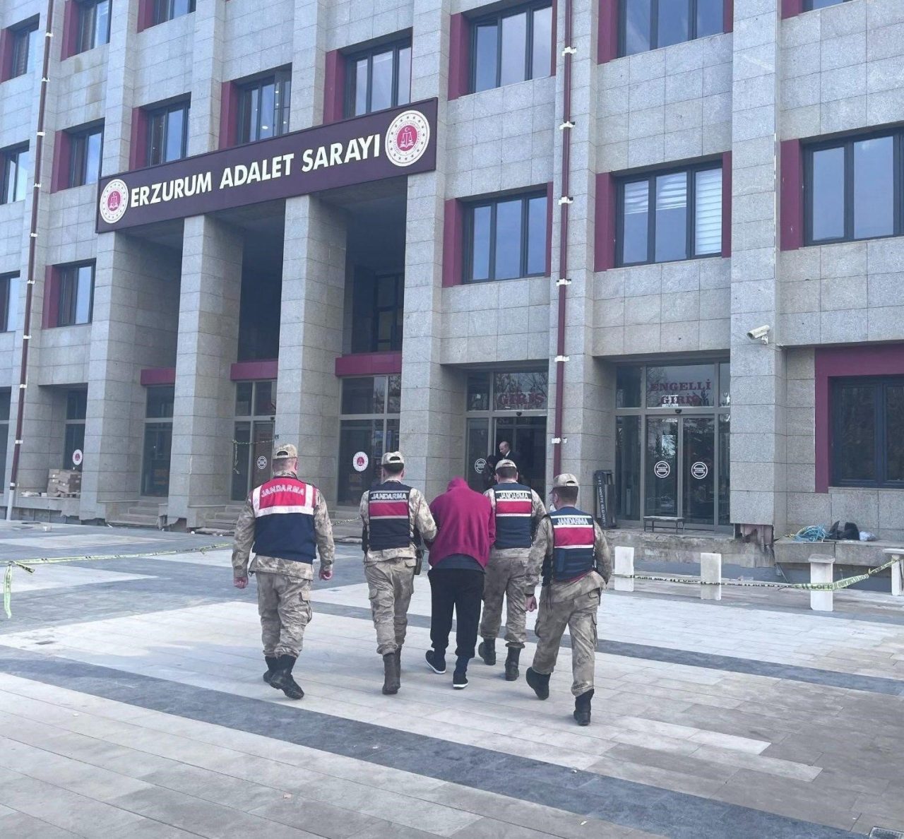 Jandarmadan kaçamadı; 2 yıldır aranıyordu