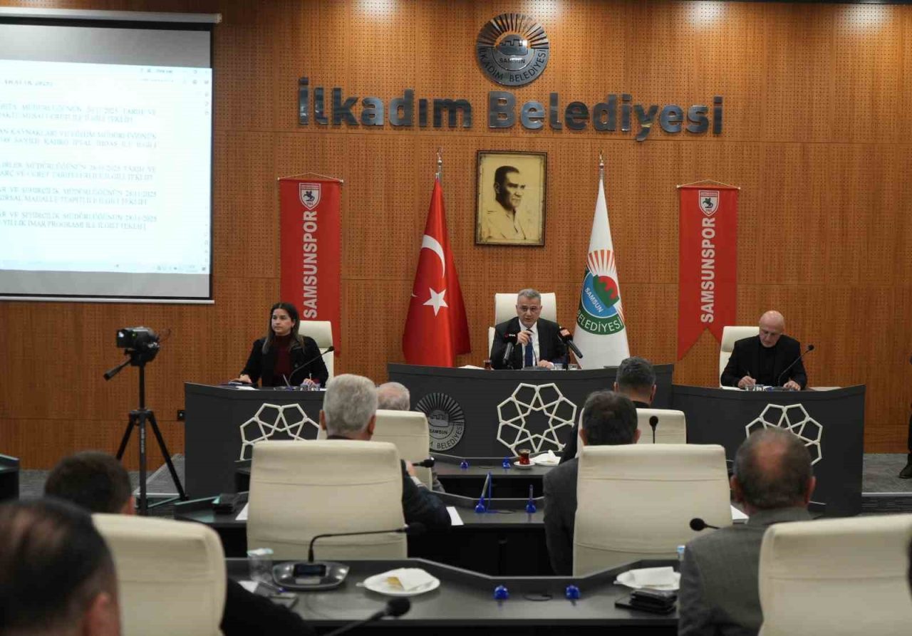 Başkan Kurnaz: “Maksat hayvan sevmek değil, siyaset yapmak”