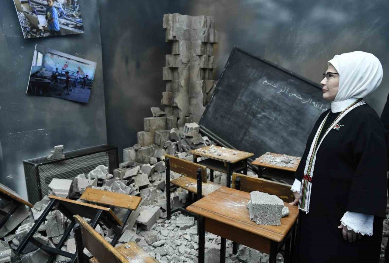 Emine Erdoğan’dan “Kalanlar” Filistin Sergisi paylaşımı
