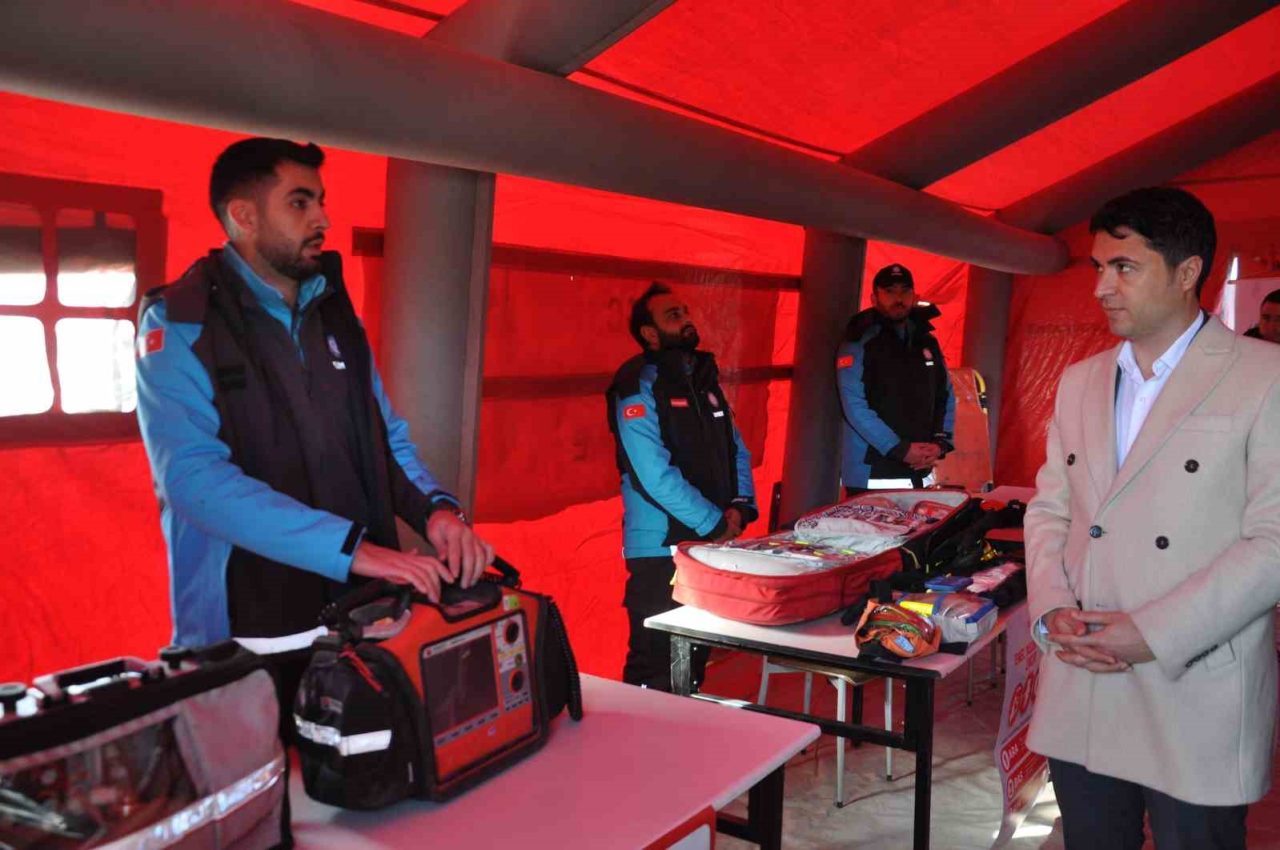 Kars Vali Vekili Aydın Göçer, “Asılsız çağrı yapanlar insanlık suçu işliyor”
