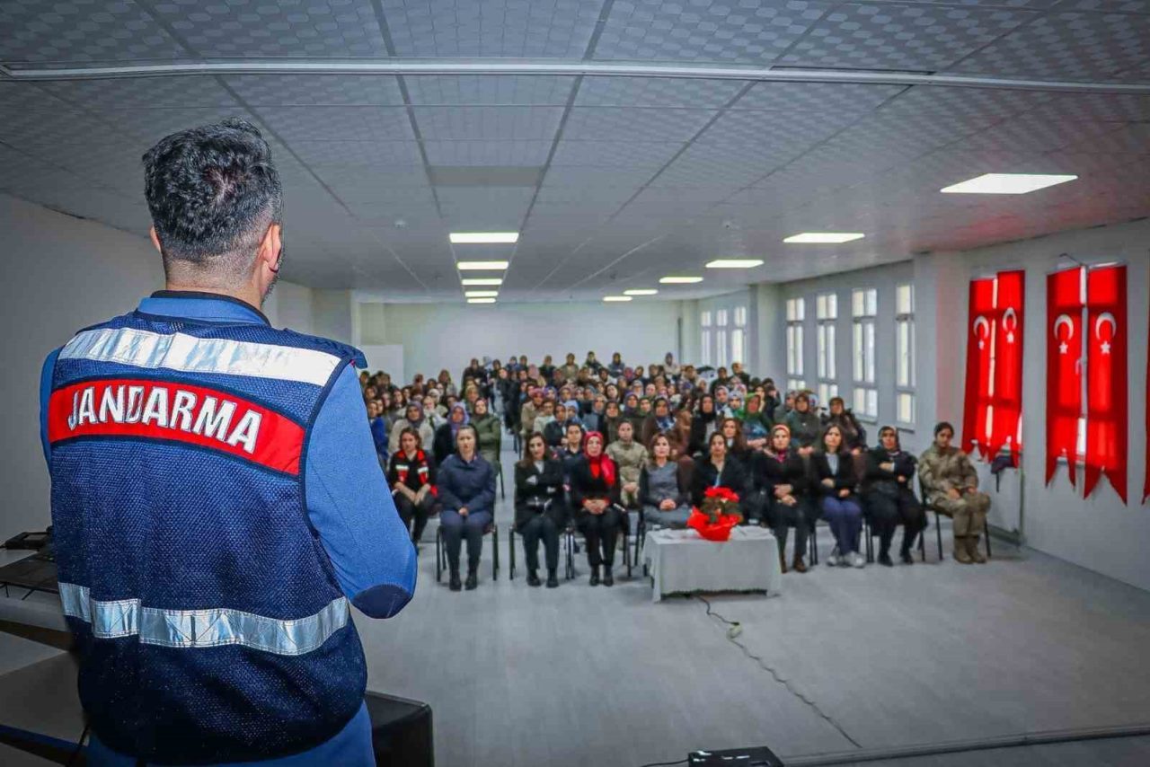 Ordu’da anneler narkotik suçlara karşı bilgilendirildi