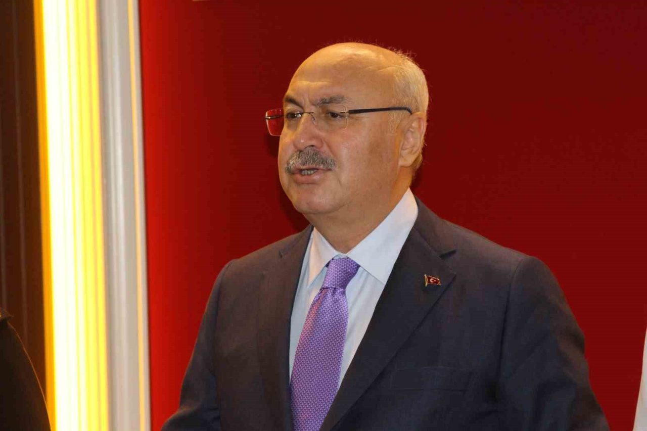 Adana Valisi Yavuz Selim Köşger Denizli Valiliğine atandı