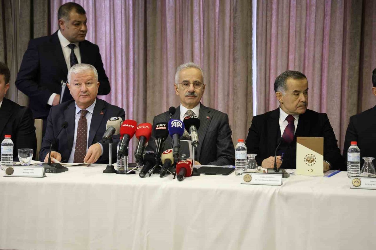 Bakan Uraloğlu, “Süreci sekteye uğratmak isteyenlere asla müsaade etmeyeceğiz”