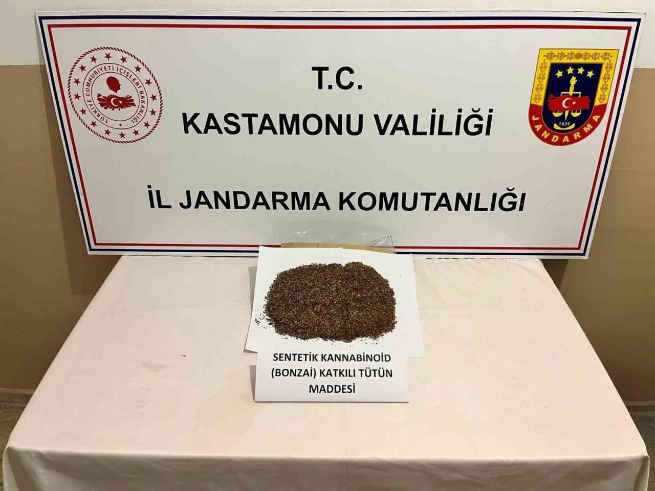 Kastamonu’da uyuşturucu operasyonu: 5 gözaltı