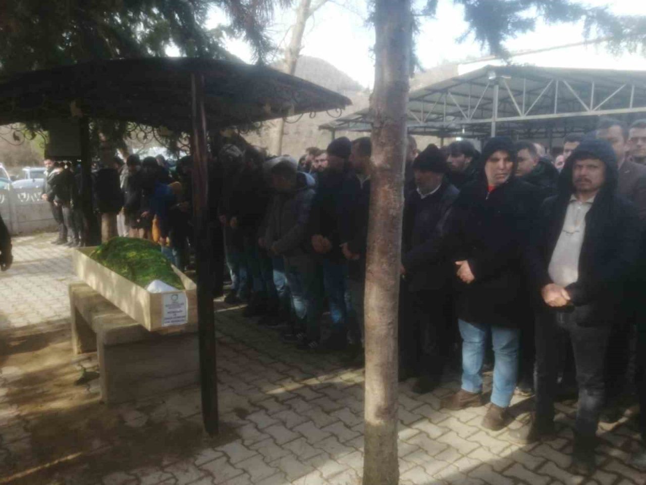 Ordu’da oto bakım servisinde ölü bulunan 2 genç son yolculuklarına uğurlandı