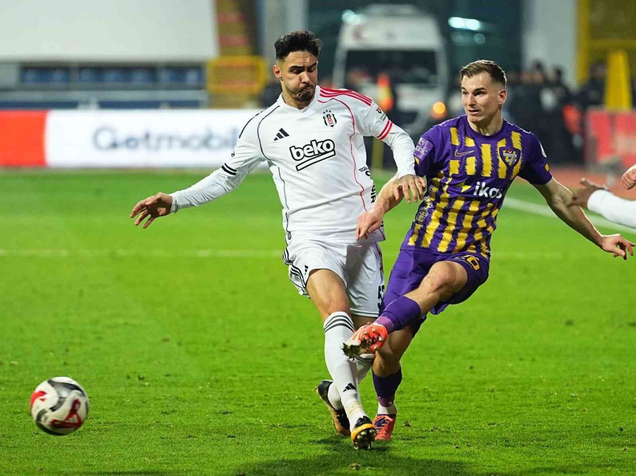 Trendyol Süper Lig: Eyüpspor: 0 – Beşiktaş: 1 (İlk yarı)