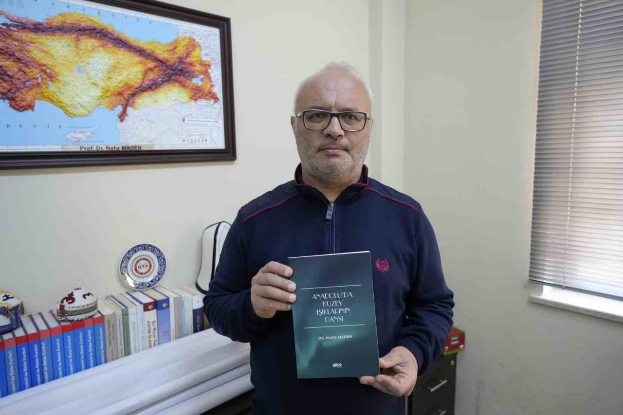 Türkiye’de görülen kuzey ışıkları ilk kez kitaplaştırıldı