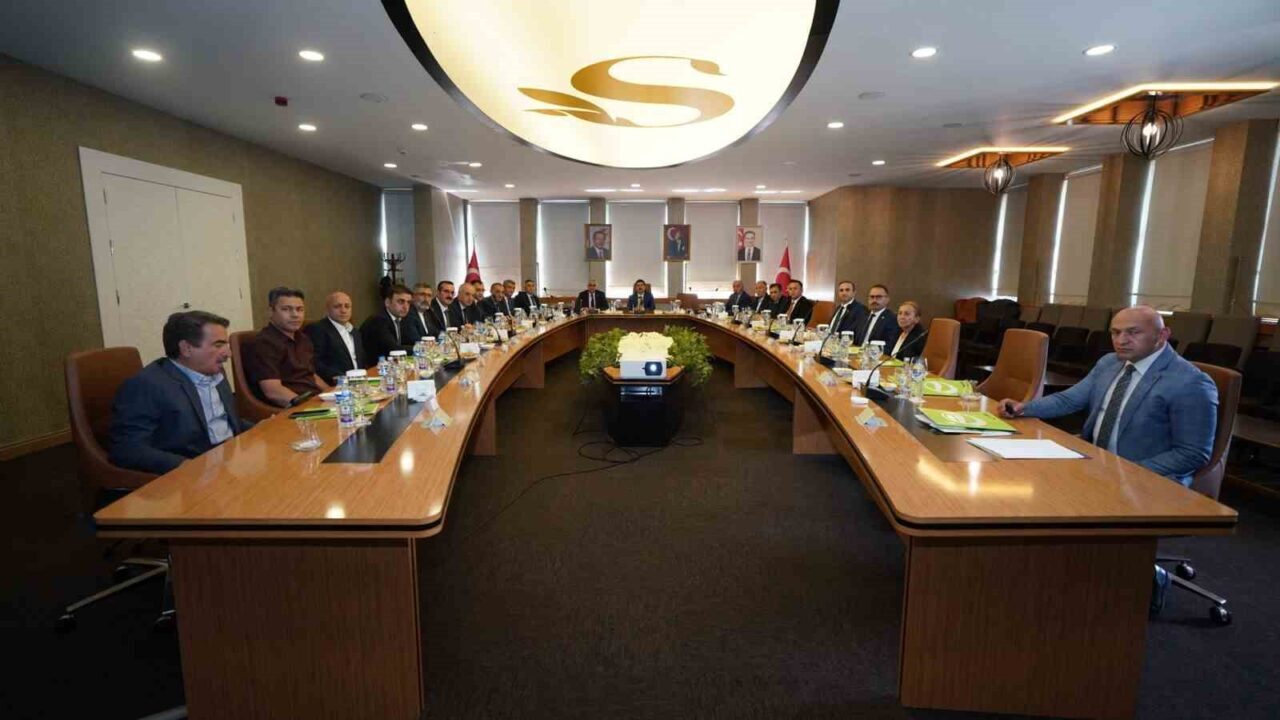 İstihdam ve mesleki eğitim zirvesi