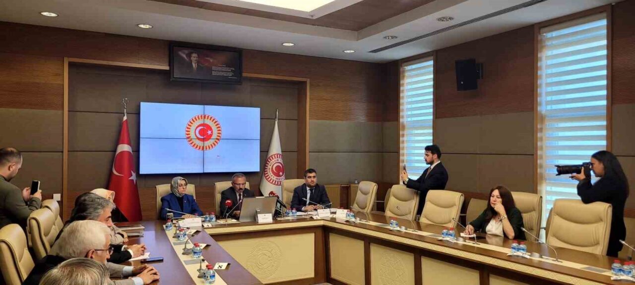 Öğrencilerden “Okullarda akıllı telefon yasaklasın” talebi